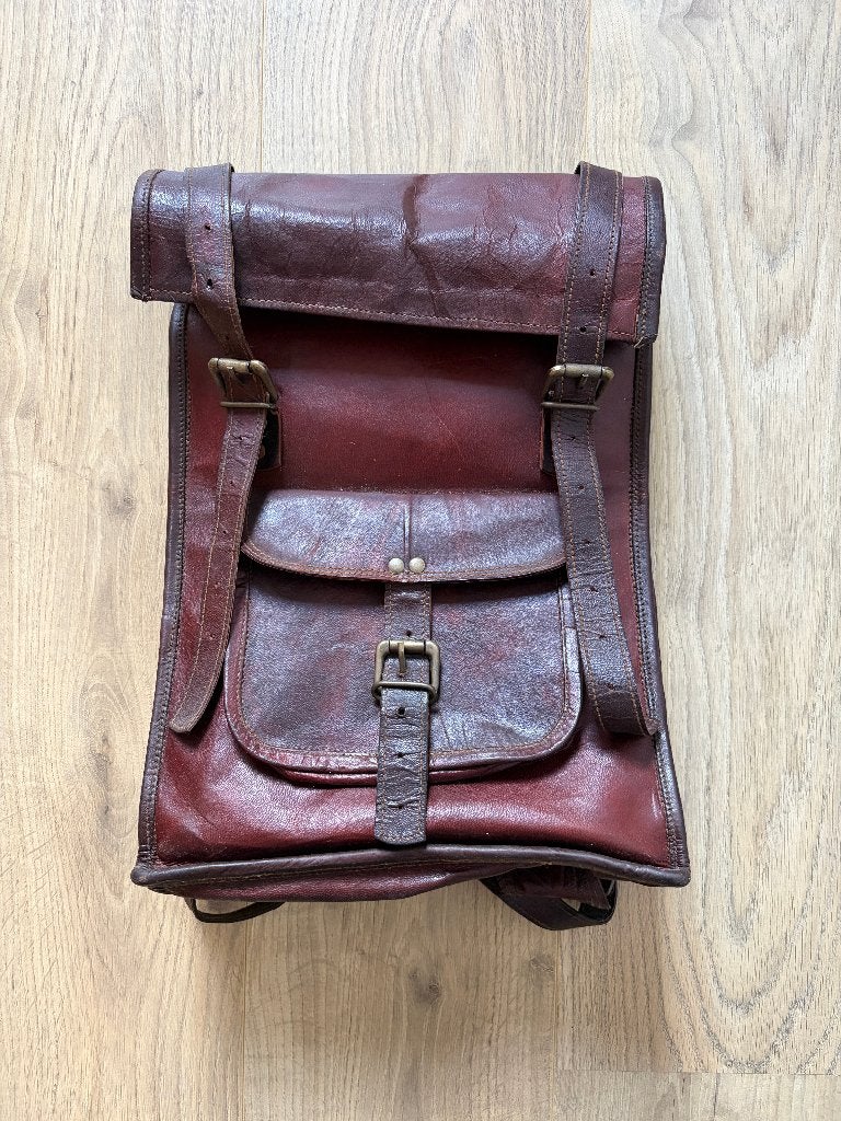 Lederen rugzak, Sieraden, Tassen en Uiterlijk, Tassen | Rugtassen, Gebruikt, 25 tot 40 cm, Ophalen of Verzenden, Overige merken