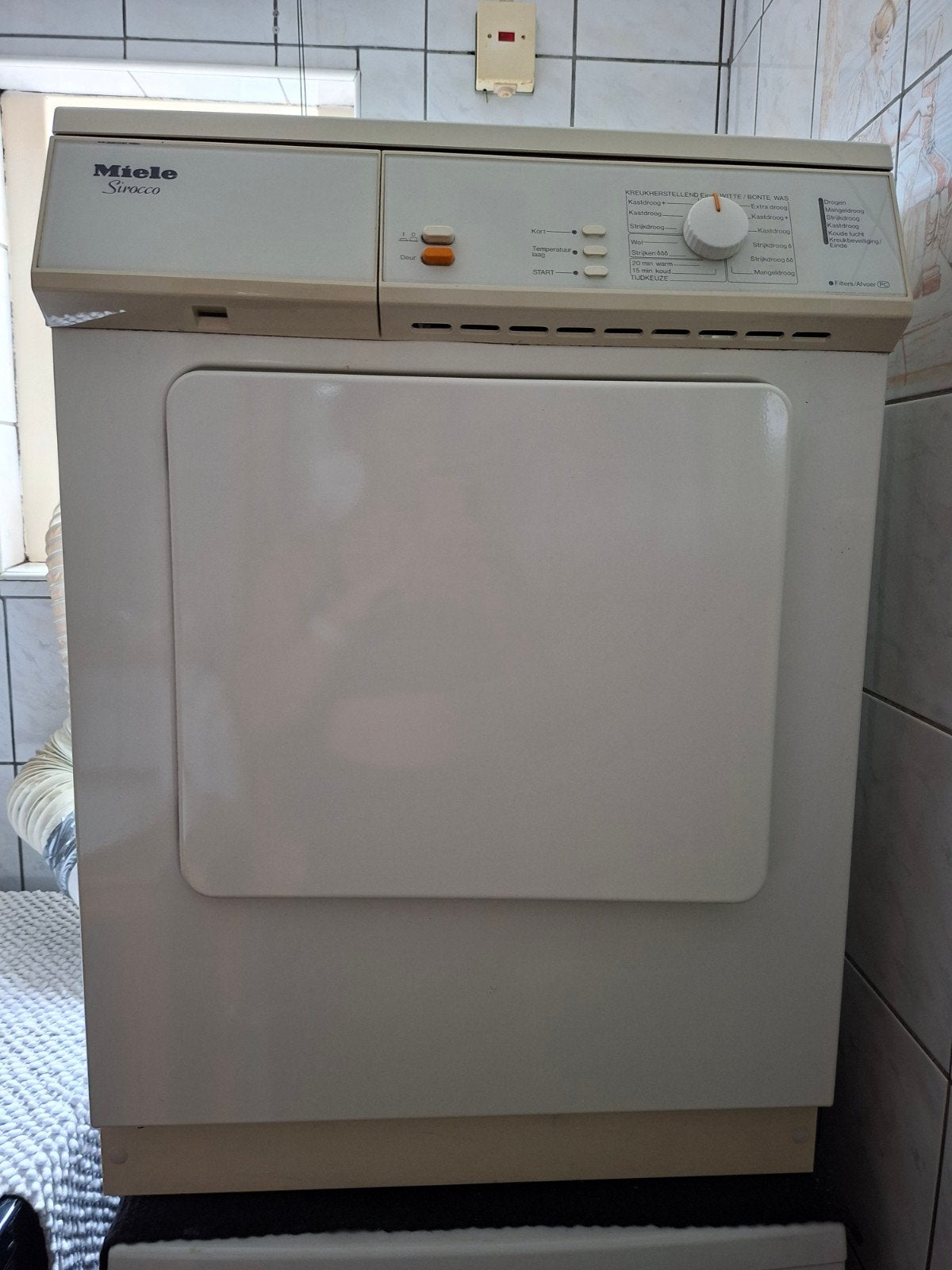 Miele Scirocco Luchtafvoer Wasdroger - Goede Staat, Ophalen, 6 tot 8 kg, Gebruikt, Luchtafvoer