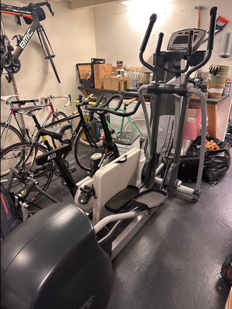 Professional SportsArt Crosstrainer -- alleen thuis gebruikt, Ophalen, Gebruikt, Benen, Crosstrainer