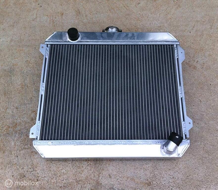 Radiateur DATSUN 510 610 620 710 720 L20B manual MT, Nieuw, Ophalen of Verzenden