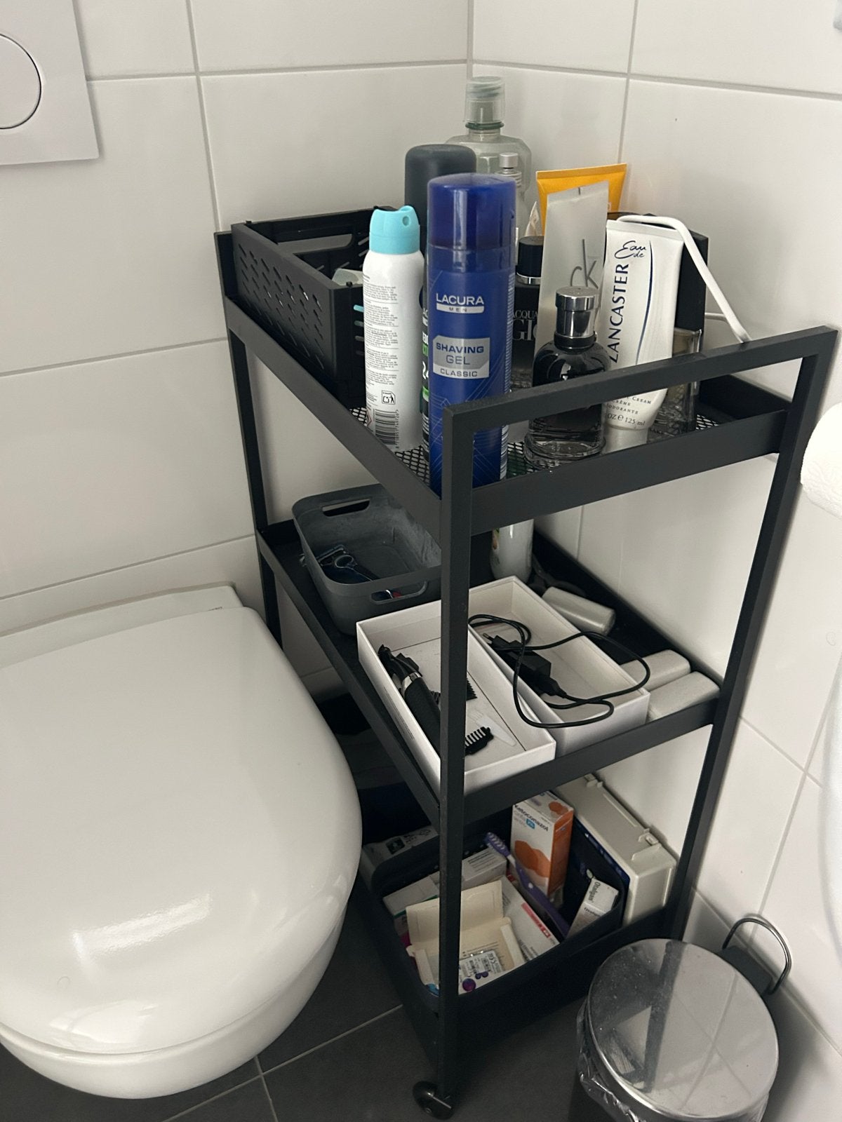 IKEA NISSAFORS trolley – zwart – 50,5 × 30 × 83 cm, Huis en Inrichting, Badkamerrek, Gebruikt, Zwart, Ophalen
