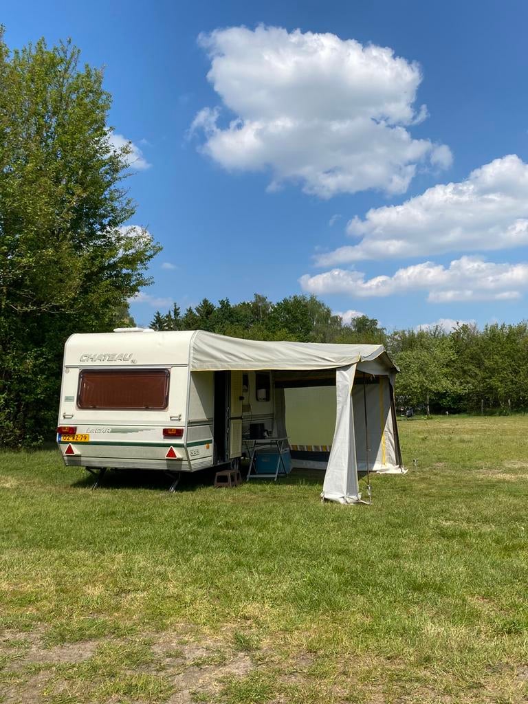 Chateau le car 380, Chateau, Schokbreker, Treinzit, Particulier