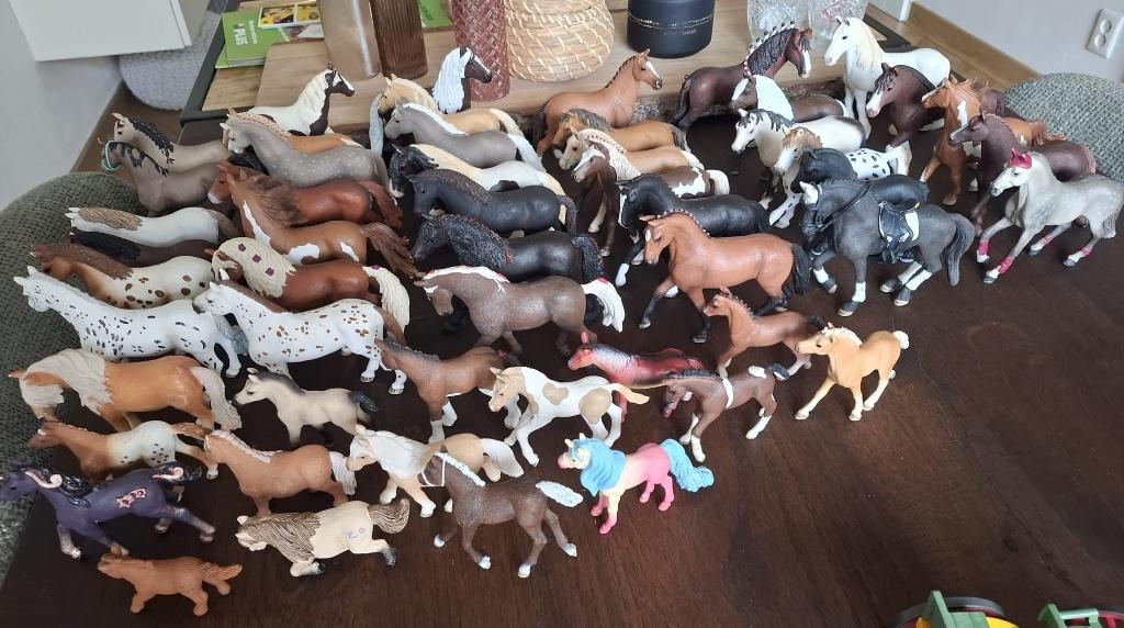 Schleich Paardjes + toebehoren, Verzamelen, Speelgoed, Zo goed als nieuw, Ophalen