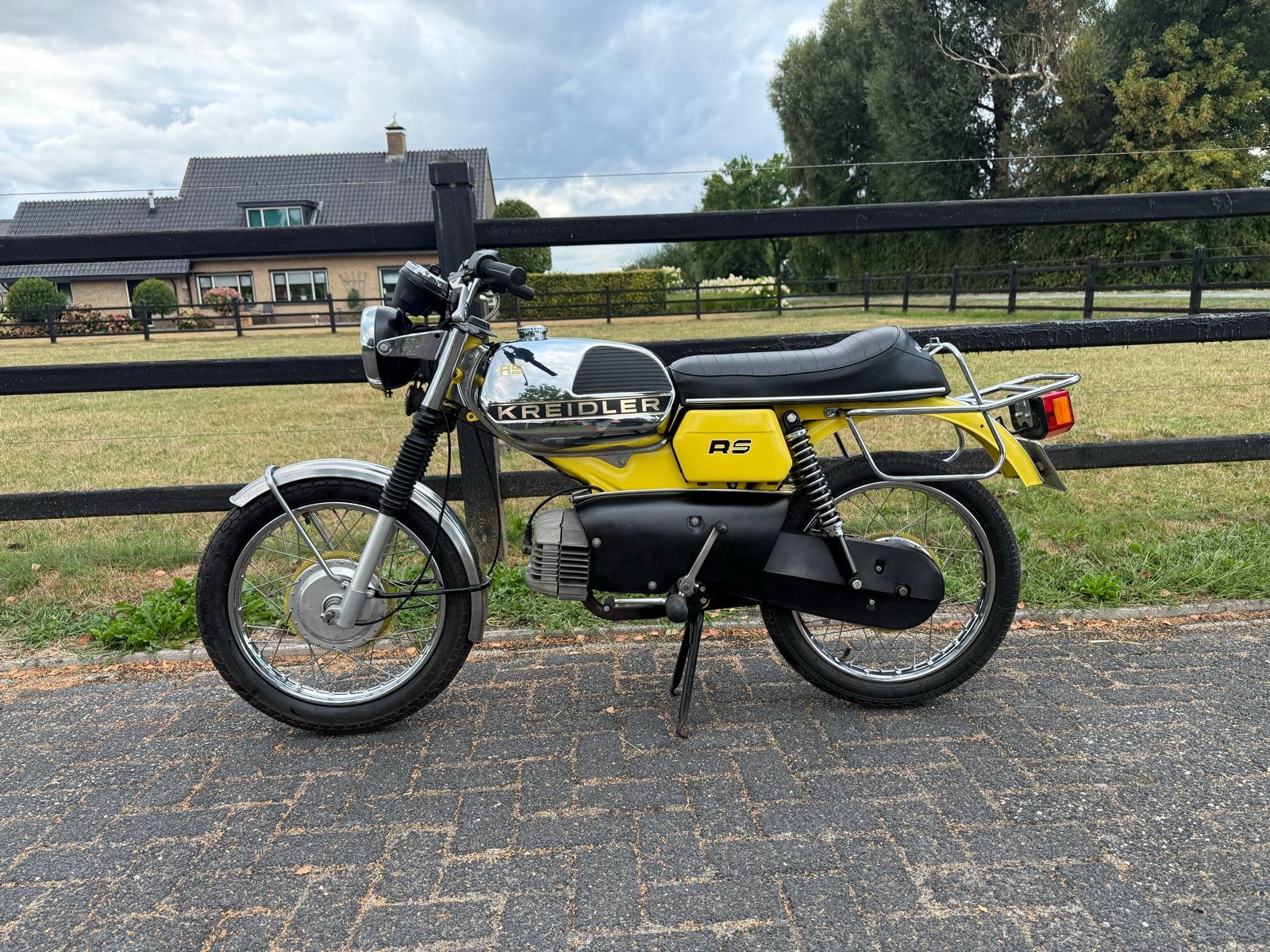 Originele kreidler RS nieuwstaat – 5-bak direct, Fietsen en Brommers, Ophalen, Zo goed als nieuw, Maximaal 45 km/u, Florett RS