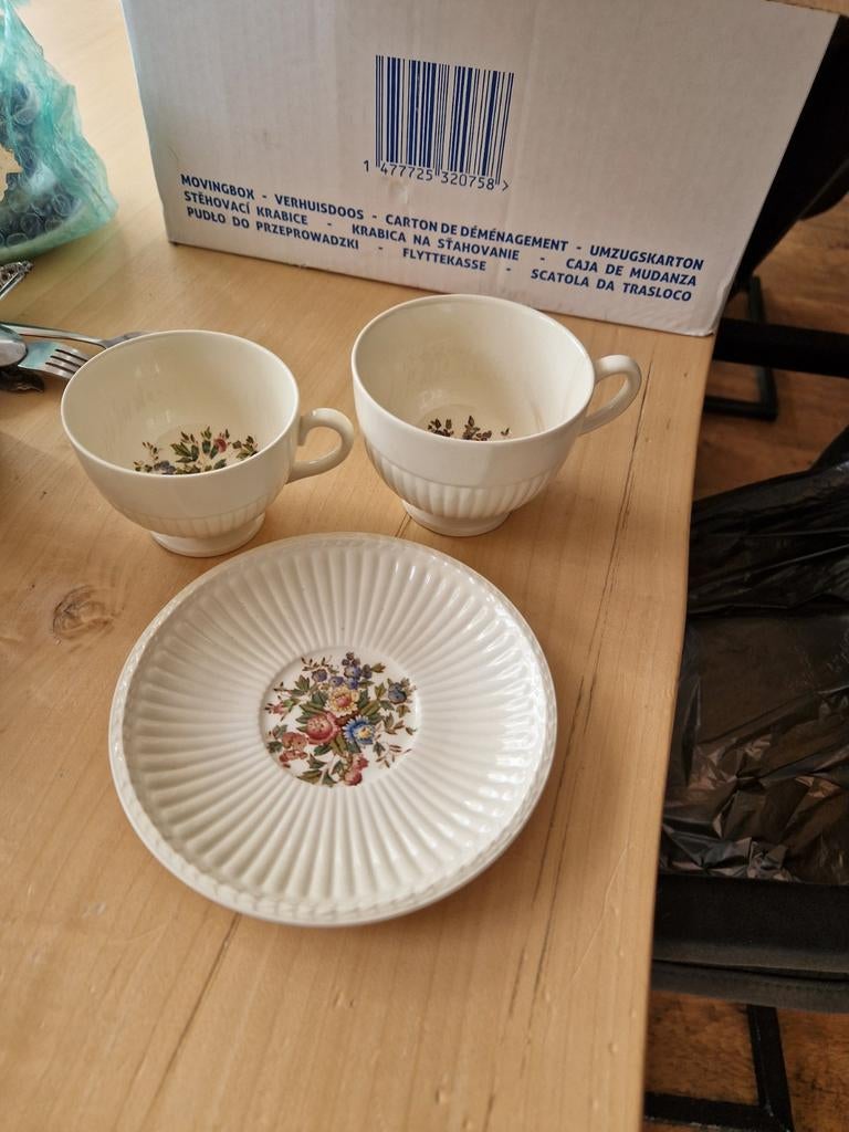 Wedgwood "Conway" servies - zeer veel onderdelen, Antiek en Kunst, Ophalen of Verzenden