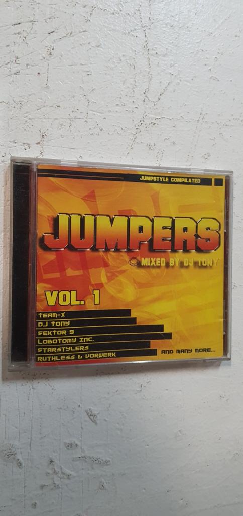 Jumpers vol. 1, Ophalen of Verzenden, Gebruikt