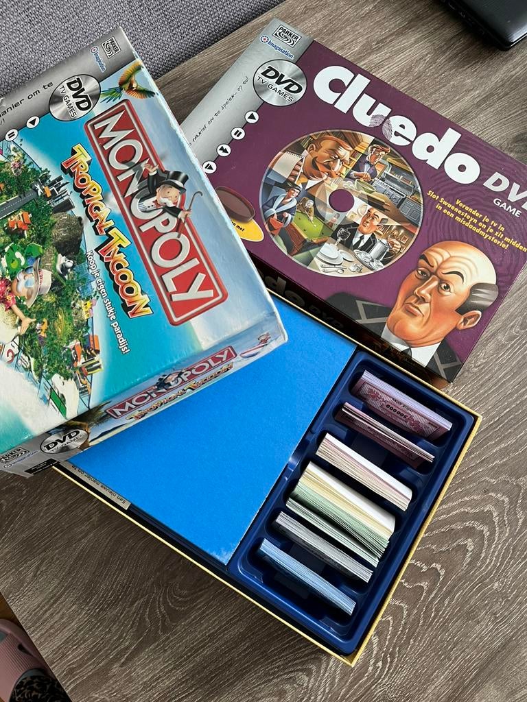 Cluedo en monopoly bordspel-dvdspel, Ophalen of Verzenden, Zo goed als nieuw