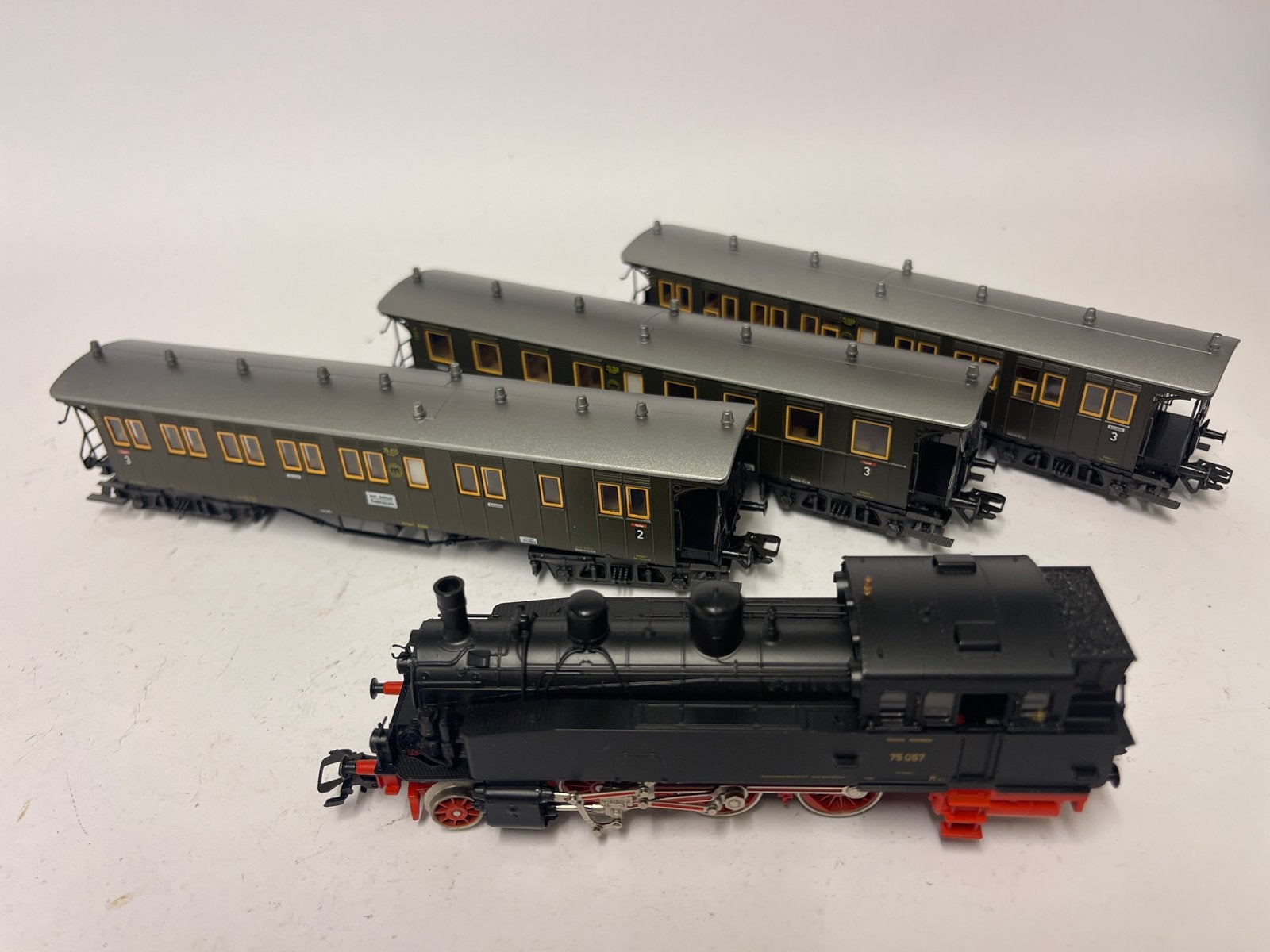 ** NIEUW ** Märklin 2865 Treinset BR 75 met 3 Rijtuigen **, Wisselstroom, Treinset, Nieuw, Ophalen of Verzenden