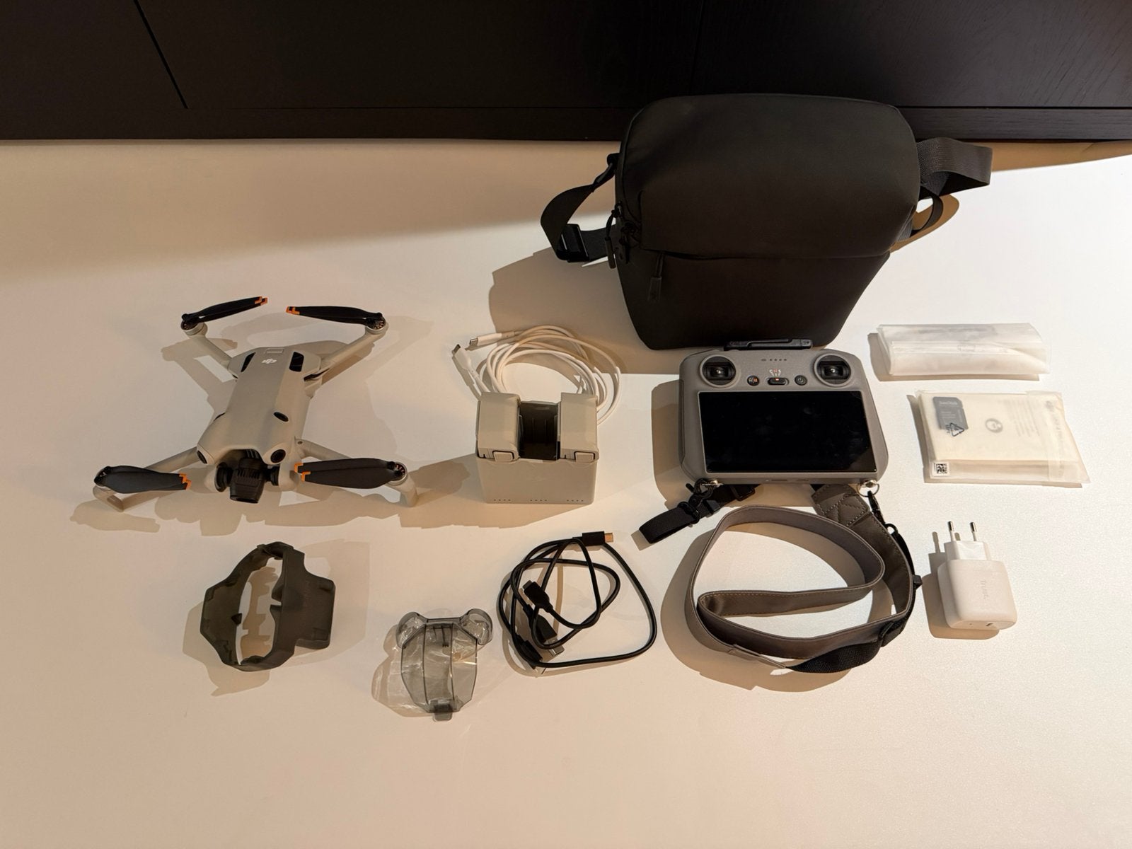 DJI MINI 4 PRO Smart controller FMC- nieuwstaat - garantie, 30 tot 45 minuten, Cameradrone, 5 tot 10 kilometer, Ophalen of Verzenden