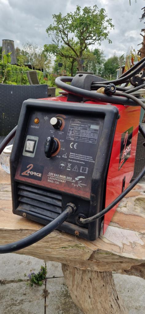 2 force Lasapparaat, Doe-het-zelf en Verbouw, Gereedschap | Lasapparaten, Ophalen of Verzenden, Gebruikt, Minder dan 150 ampère