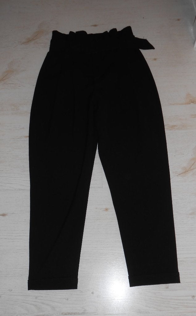 Bershka pantalon zwart mt 36, Zwart, Zo goed als nieuw, Maat 36 (S), Lang