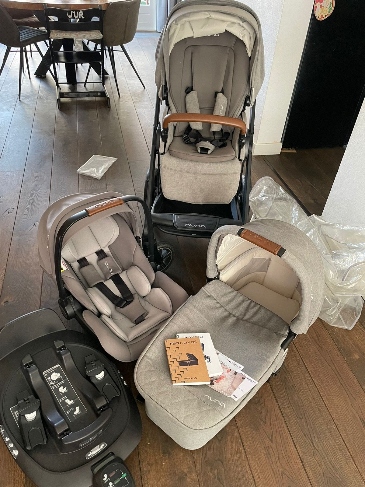 Nuna Mixx Next Kinderwagen 3 in 1 met isofix, Kinderen en Baby's, Kinderwagens en Combinaties, Gebruikt, Combiwagen, Met autostoeltje