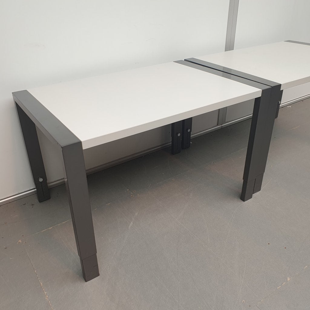 Ahrend Portal bureau - 120x80 cm - grijs blad/grijs frame, Niet ingevuld, Gebruikt, Niet ingevuld, Niet ingevuld