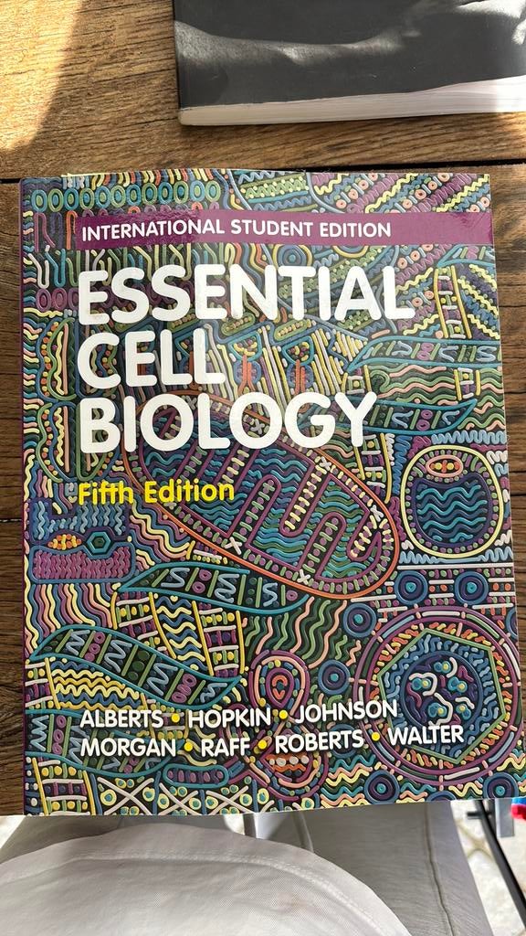 Essential Cell Biology 5e, Boeken, Ophalen of Verzenden, Zo goed als nieuw, Natuur algemeen