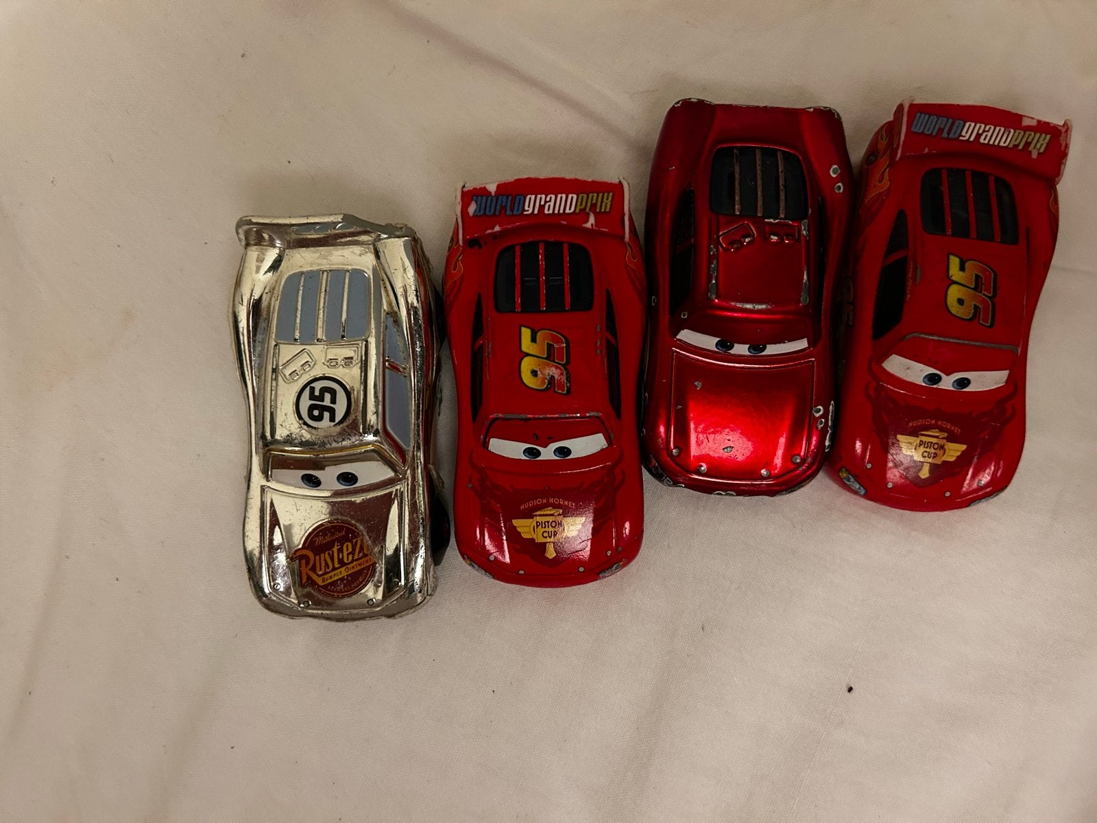 Bliksem McQueen Cars speelgoedauto's - set van 4, Ophalen of Verzenden, Gebruikt