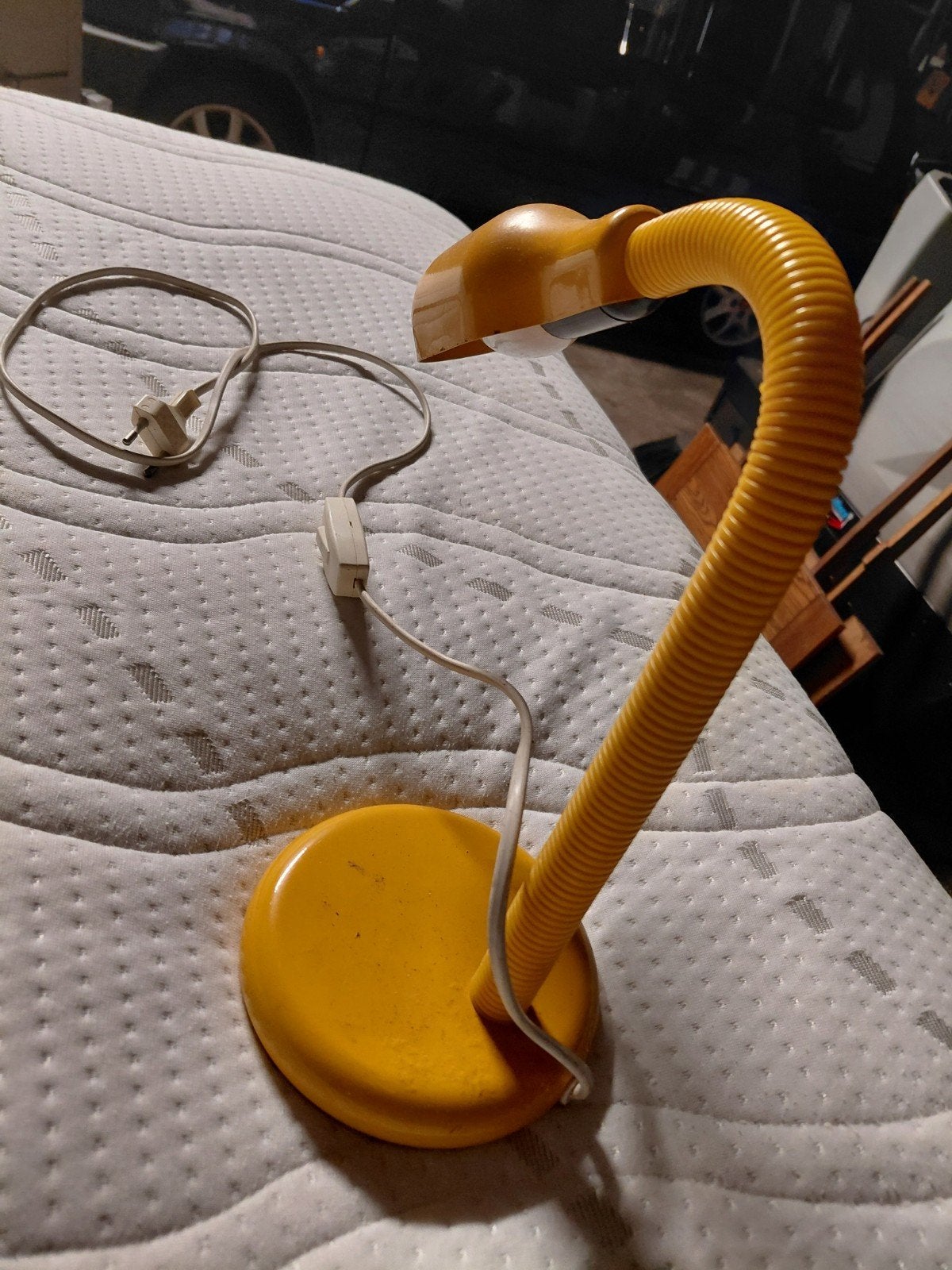 Vintage gele bureaulamp met flexibele arm, Met schakelaar, Gebruikt, Kunststof, Geel