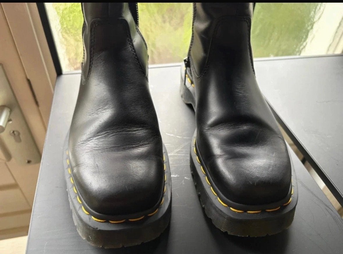 Dr Martens Amaayah low - maat 39, Ophalen of Verzenden, Zo goed als nieuw, Zwart, Lage of Enkellaarzen
