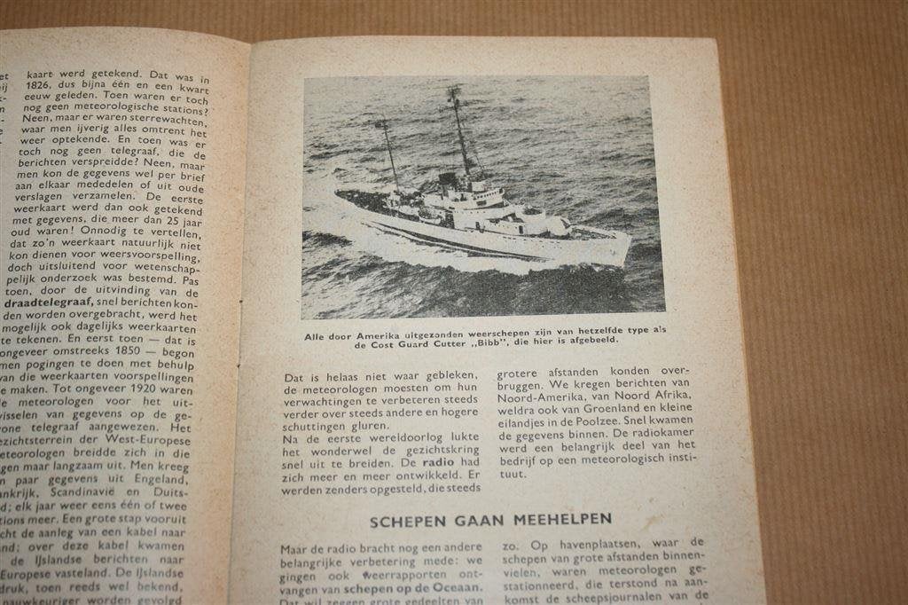 Weerschepen - Bleeker - 1950, Boeken, Ophalen of Verzenden, Gelezen, Natuurwetenschap