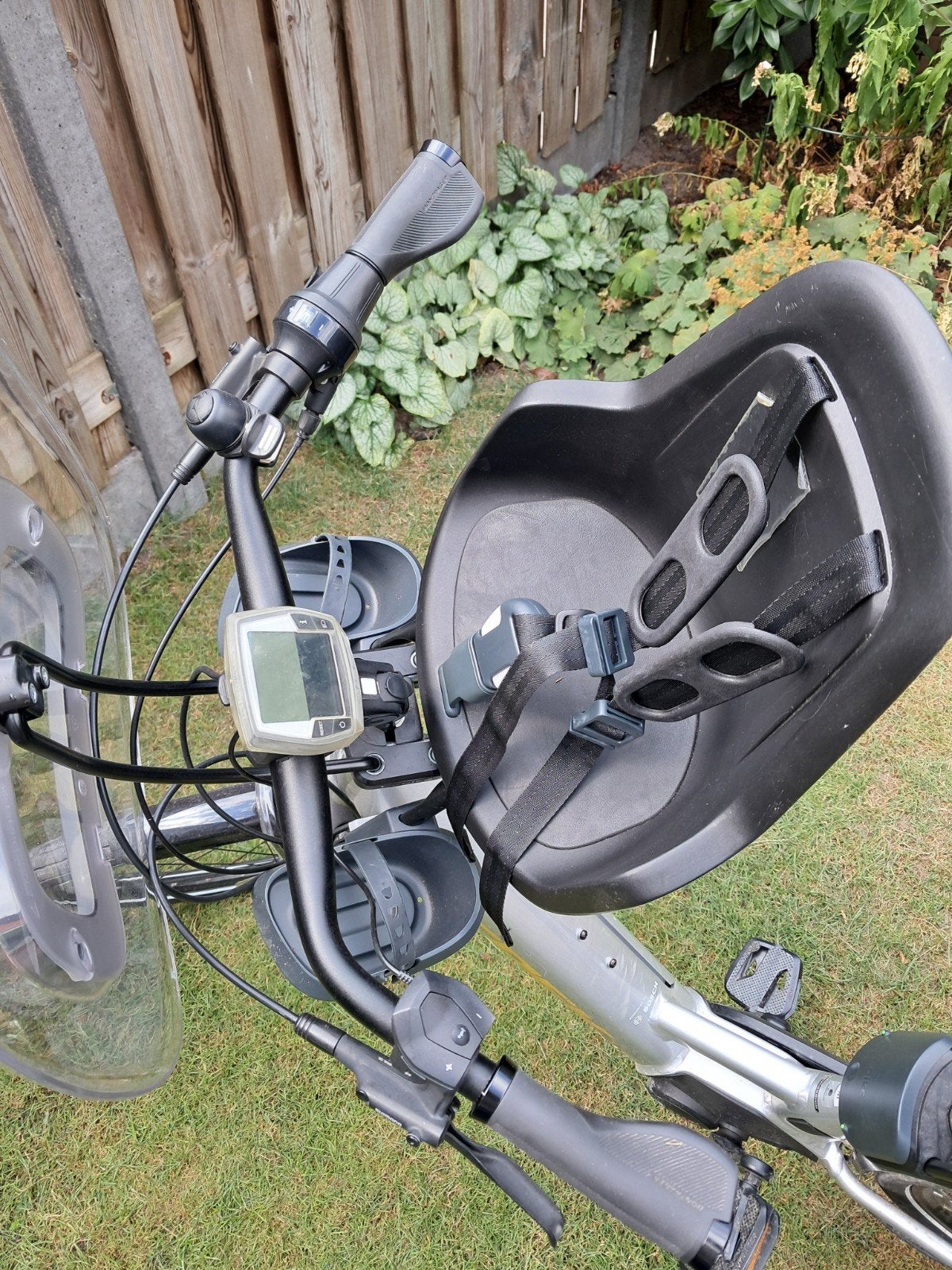 Bobike Voorzitje Urban Black met Windscherm, Ophalen, Zo goed als nieuw