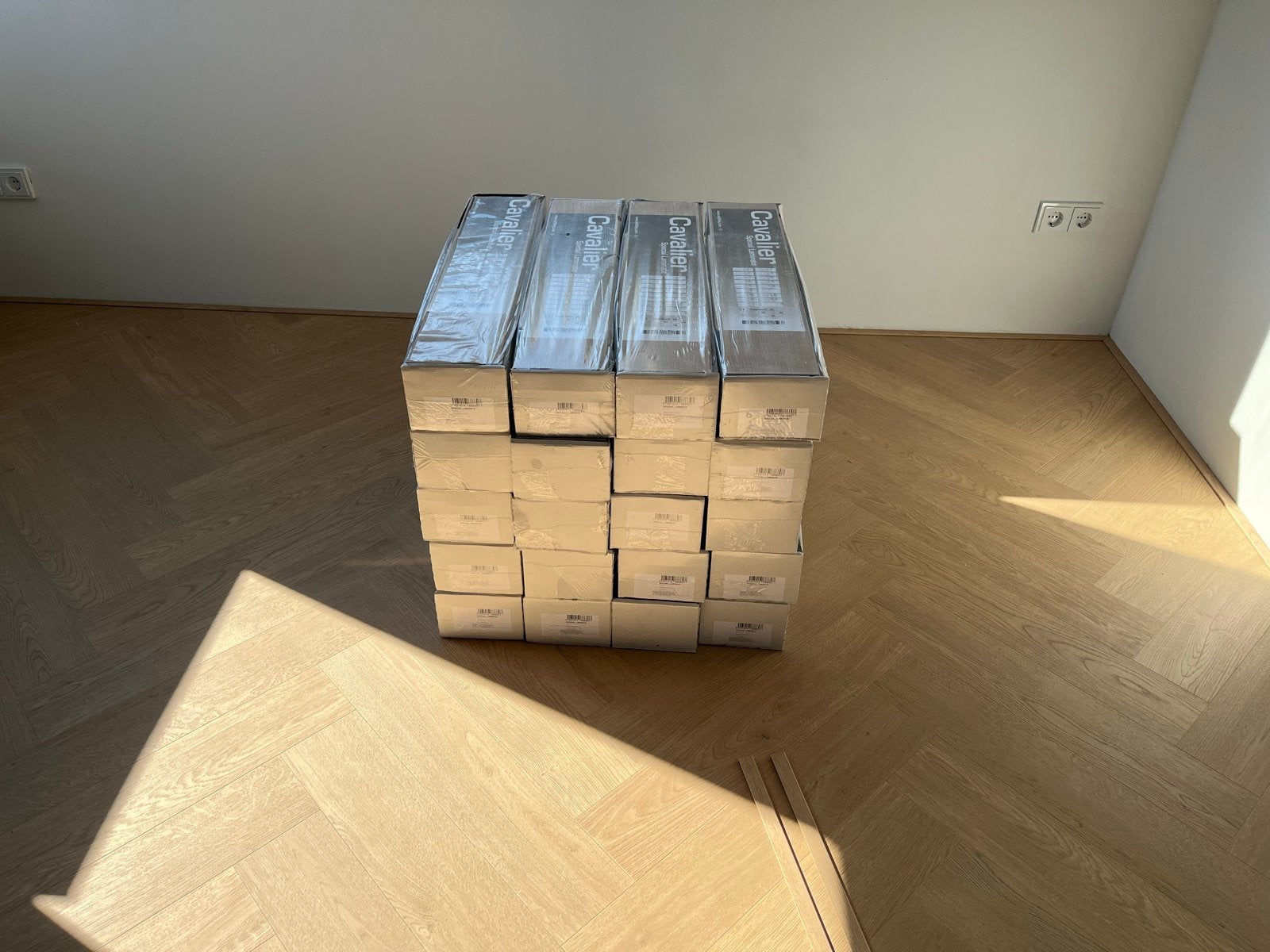 Visgraat eiken laminaat 24m2 - Cavalier Special Laminate, Nieuw, Minder dan 50 cm, 10 m² of meer, Hout