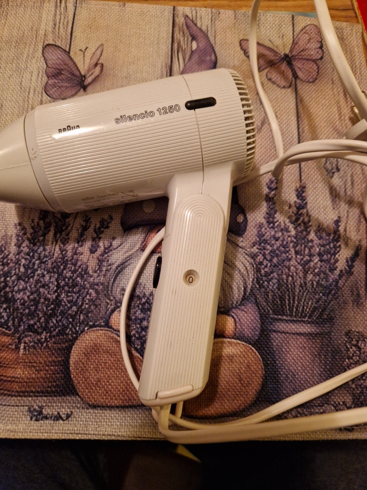 Braun Silencio 1250 Föhn - Wit, Gebruikt, Ophalen of Verzenden, Gebruikt, Haarverzorging