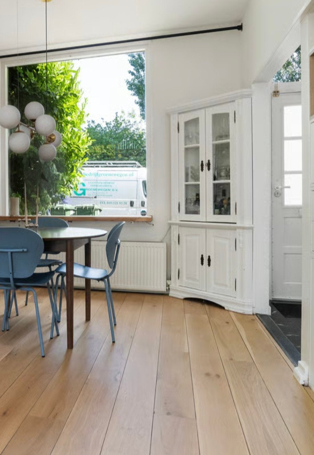 Hoekvitrinekast wit - gratis af te halen, Huis en Inrichting, Kasten | Vitrinekasten, Ophalen, 50 tot 100 cm, 150 tot 200 cm, Overige houtsoorten