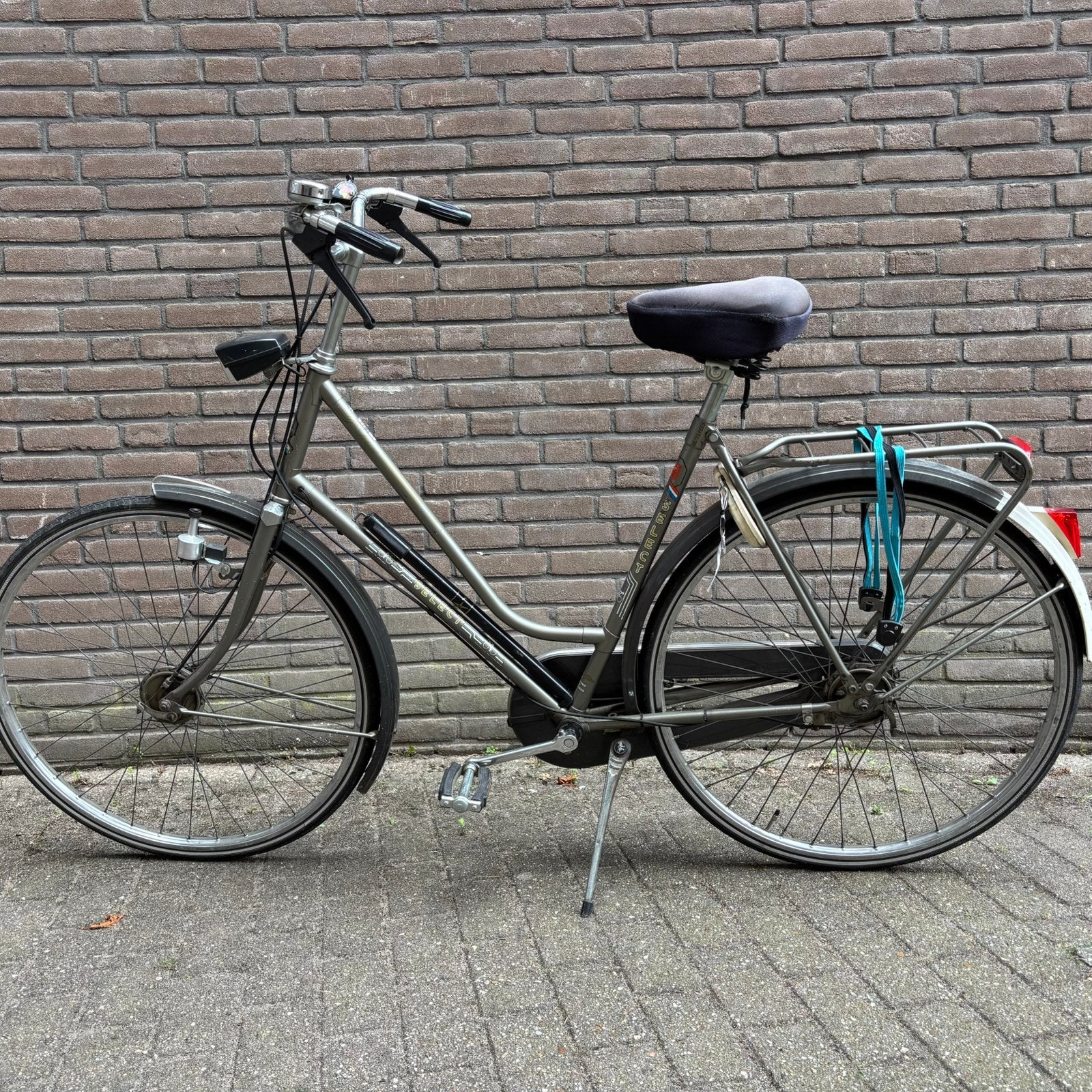 Select dames stadsfiets grijs drie versnellingen rijklaar
