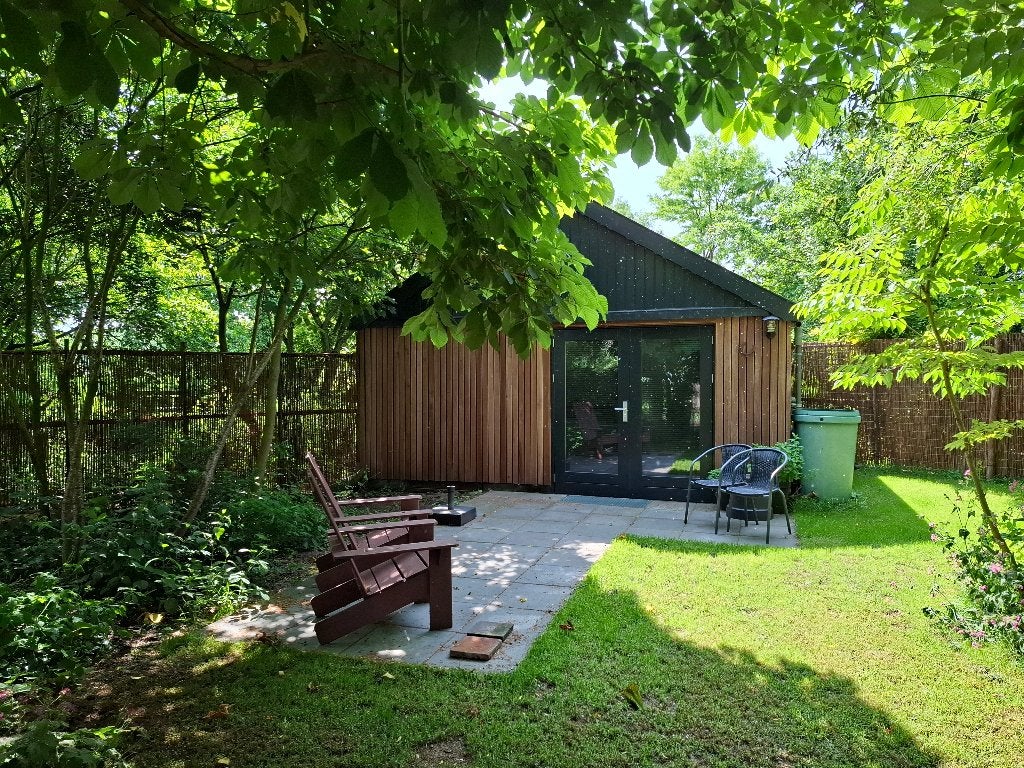 Genieten in Friesland in het Knusse Bosnestje !, In bos, Chalet, Bungalow of Caravan, Eigenaar, 2 personen