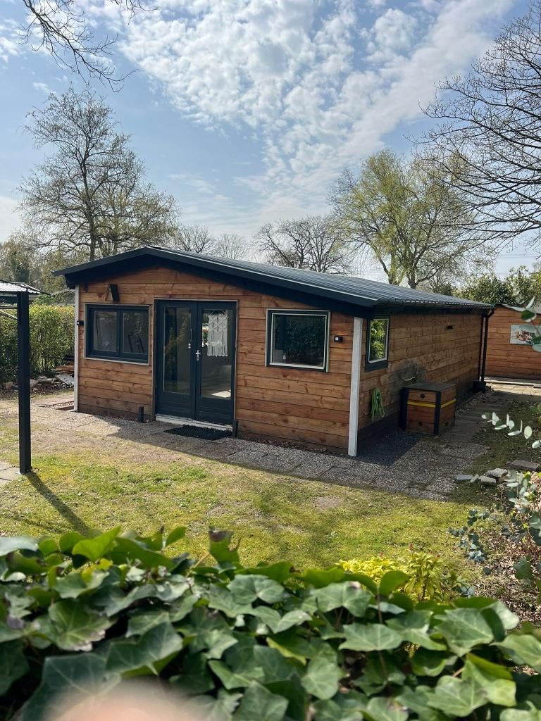 chalet  – instapklaar, 50 m² op 309 m² perceel, Tot en met 2