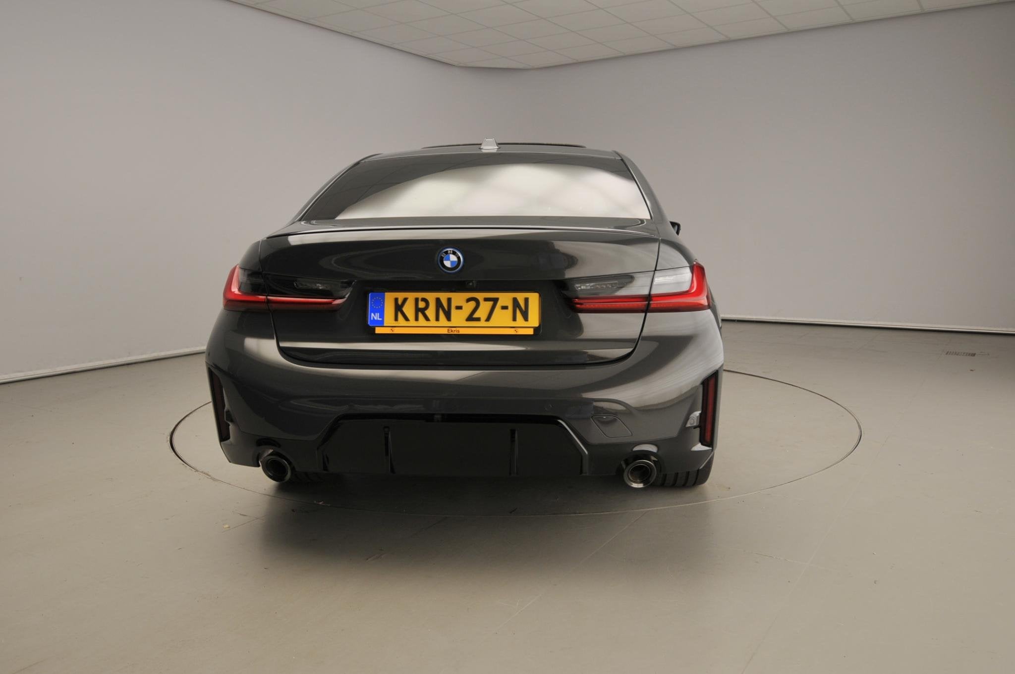 BMW 3 Serie Sedan 330e M Sportpakket Pro | Lederen M Sportze, Auto's, Automaat, Achterwielaandrijving, 4 cilinders, Met garantie (alle)