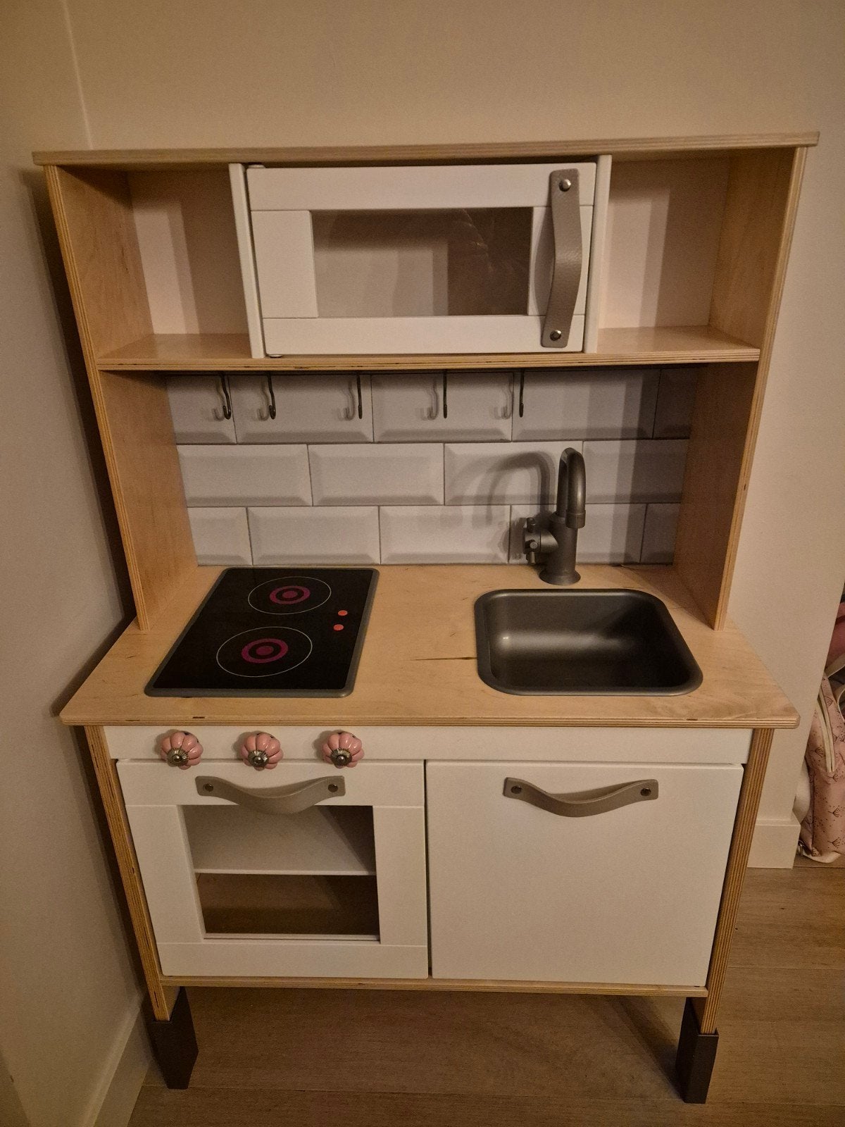 Duktig Ikea keukentje, gepimpt en in hele nette staat, Kinderen en Baby's, Ophalen, Zo goed als nieuw
