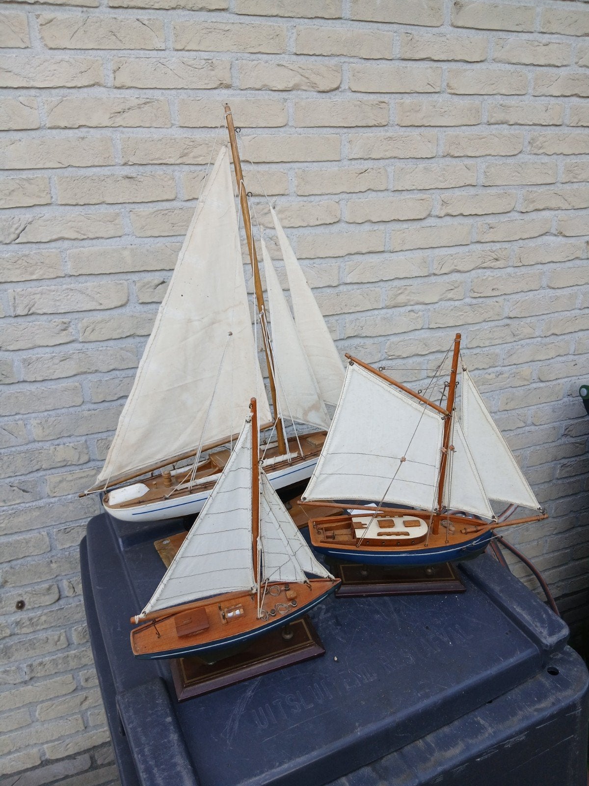 Drie leuke scheepsmodellen,  zeilschepen, Ophalen