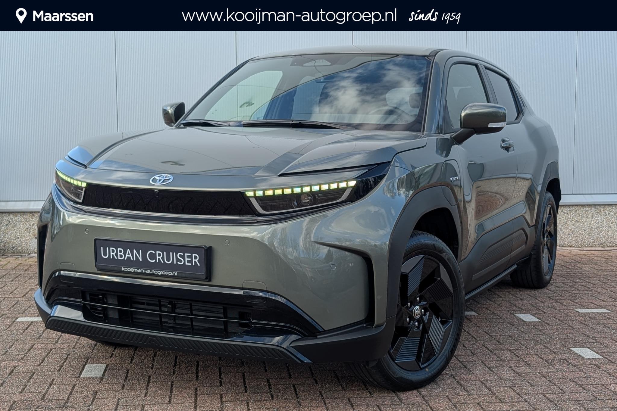 Toyota Urban Cruiser Dynamic 61 kWh / Januari 2027 leverbaar