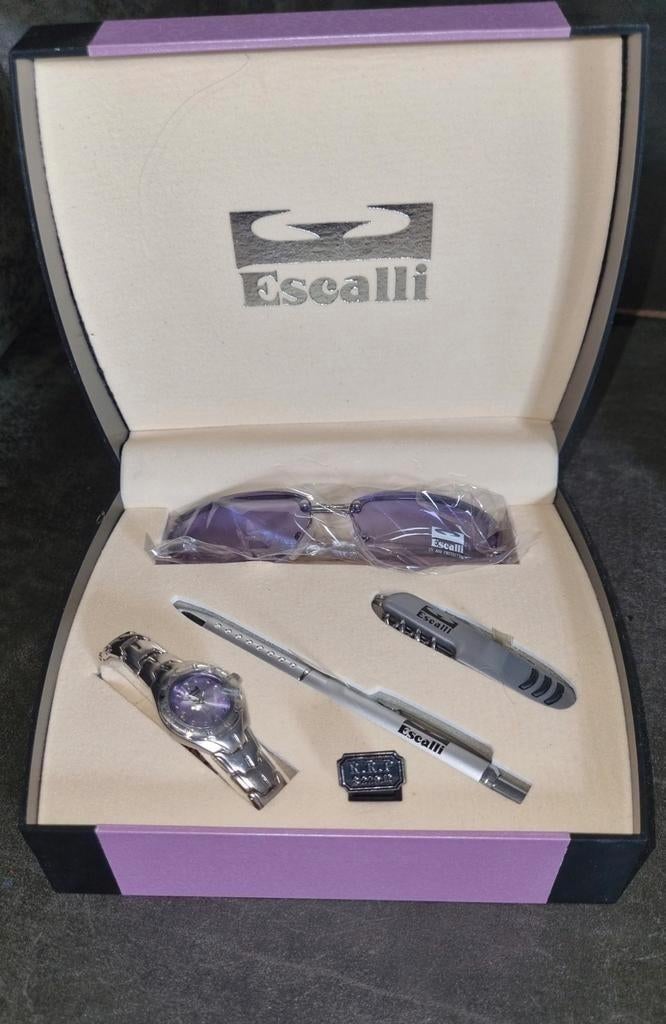 Escalli luxe setjes / vrouwen Horloge/pen/zakmes/zonnebril., Verzamelen, Ophalen of Verzenden, Nieuw, Gebruiksvoorwerp