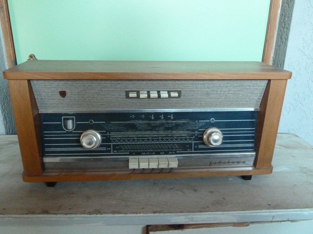 oude radio Aristona, Ophalen, Gebruikt, Radio