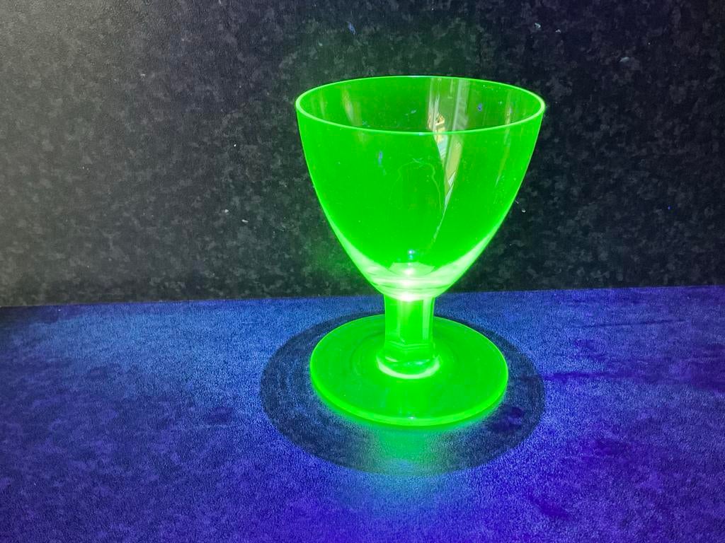Uranium glas Kristalunie Maastricht anna glas, Ophalen of Verzenden