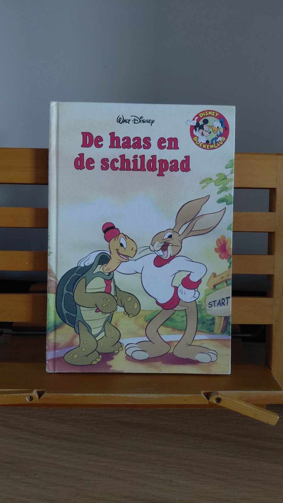 Walt Disney: De Haas en de Schildpad - Klassiek Verhaal, Boeken, Ophalen of Verzenden, Gelezen, Walt Disney