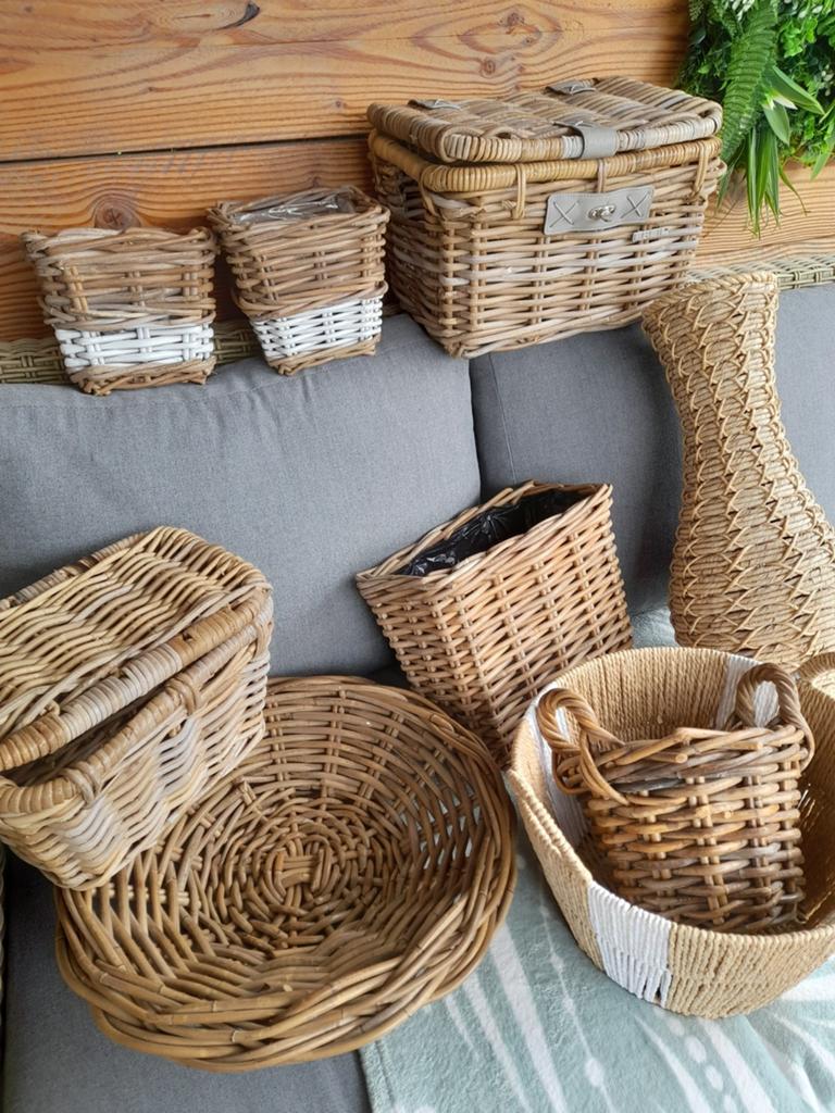 Partij rotan en zeegras mandjes/vaas, Ophalen of Verzenden, Riet