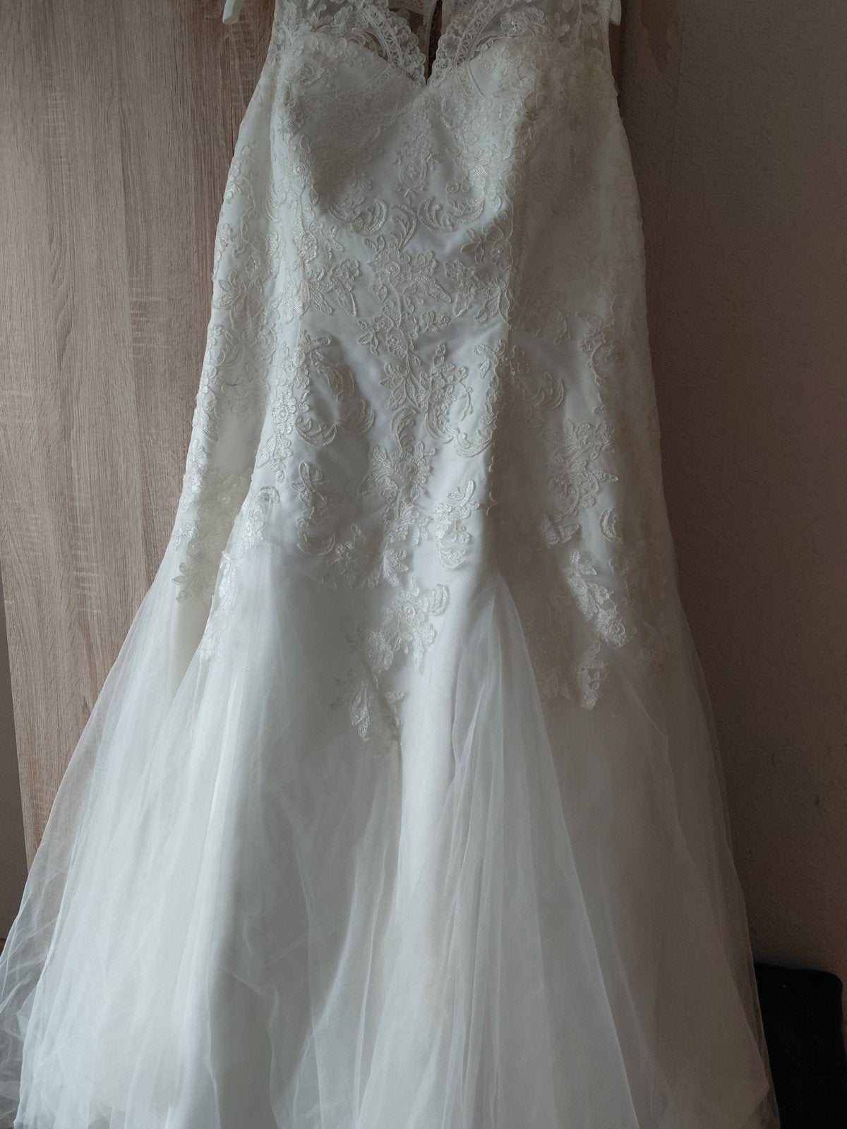 trouwjurk met sleep, Ophalen of Verzenden, Zo goed als nieuw, Beige, Trouwjurk