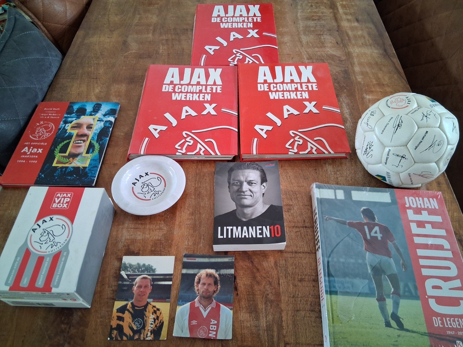 Ajax Collectie: Boeken, VIP Box, Voetbal en Meer, Ophalen, Zo goed als nieuw, Diverse auteurs, Balsport