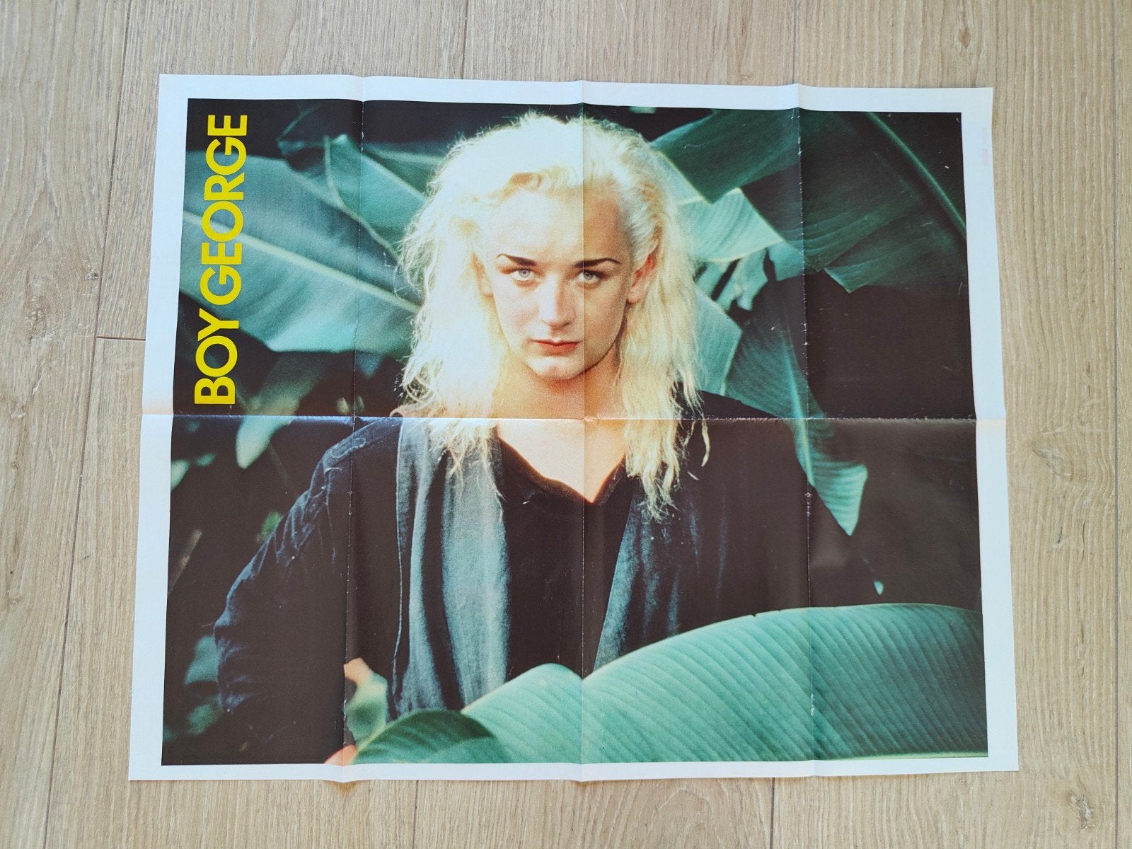 Hitkrant Super Poster Boy George. Achterzijde: Tracey Ullman, Ophalen of Verzenden, 1980 tot heden, Nederland, Tijdschrift