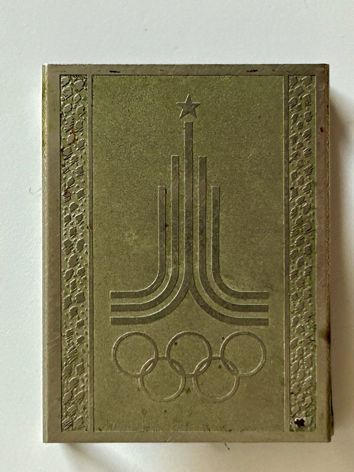 Zeldzaam Olympische Spelen Moskou 1980 vintage luciferhouder, Verzamelen, Ophalen of Verzenden, Gebruikt, Overige sporten, Overige typen