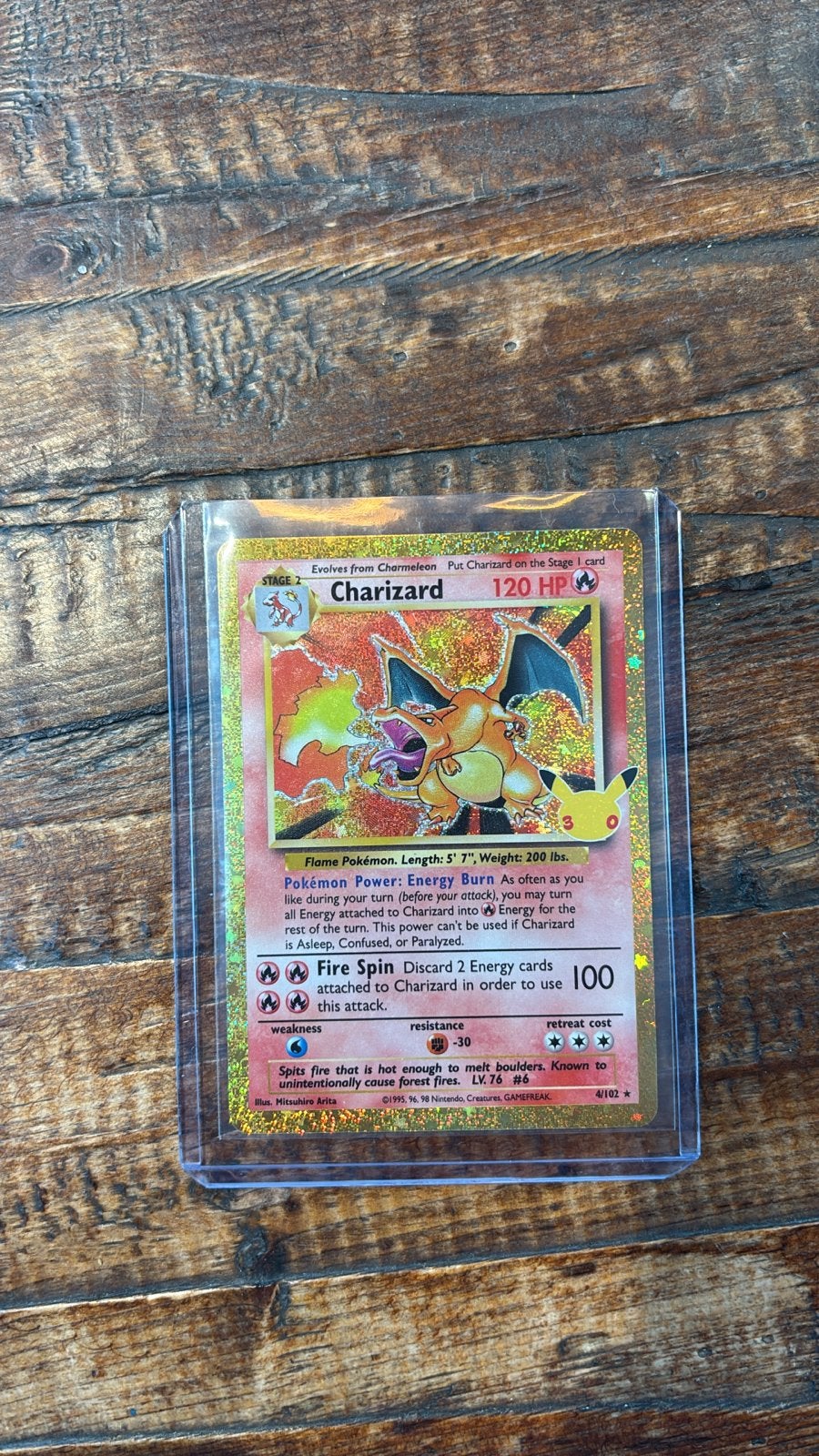 Charizard Pokémon kaart - Base Set 4/102 (Shadowless), Ophalen of Verzenden, Zo goed als nieuw, Losse kaart, Foil