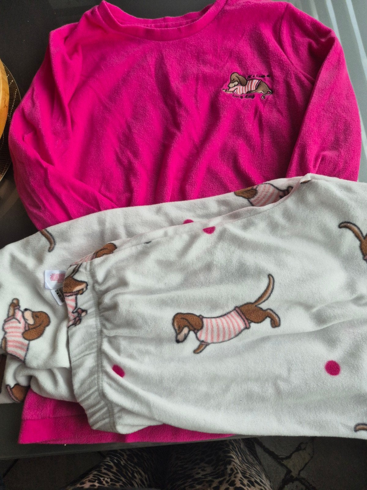 Warme Teckel Pyjama - Comfortabel en Speels, Onbekend, Ophalen of Verzenden, Zo goed als nieuw, Maat 38/40 (M)