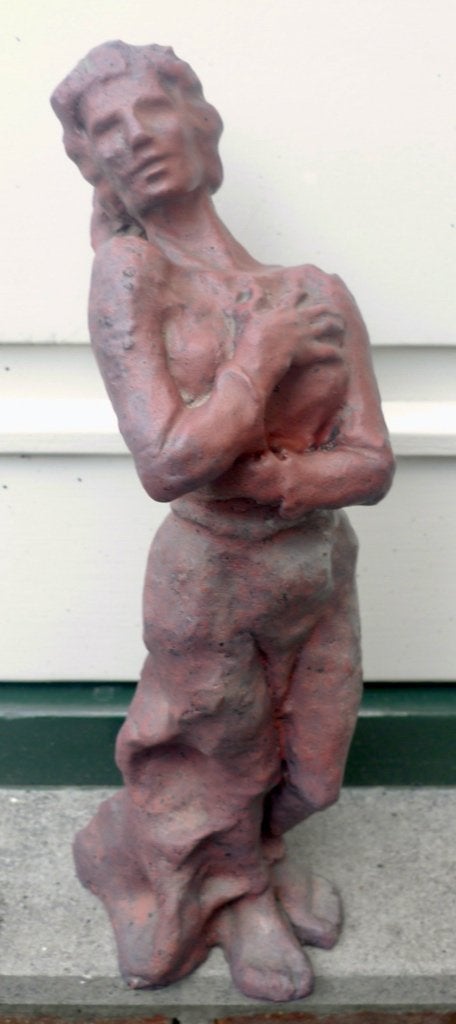 Art deco terracotta beeld van een gracieuze dame, Geglazuurd, Ophalen of Verzenden, Steen of Keramiek, Beeld