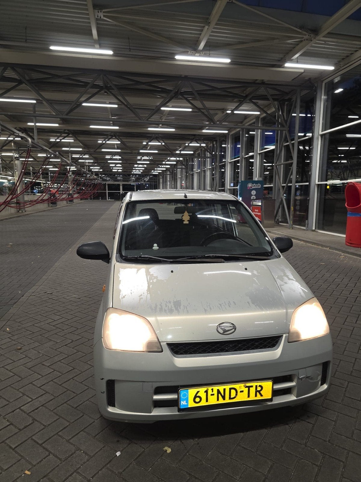 Daihatsu Cuore 1.0 AUT 2003 Beige, Auto's, 600 kg, 18 €/maand, Cuore, Beige