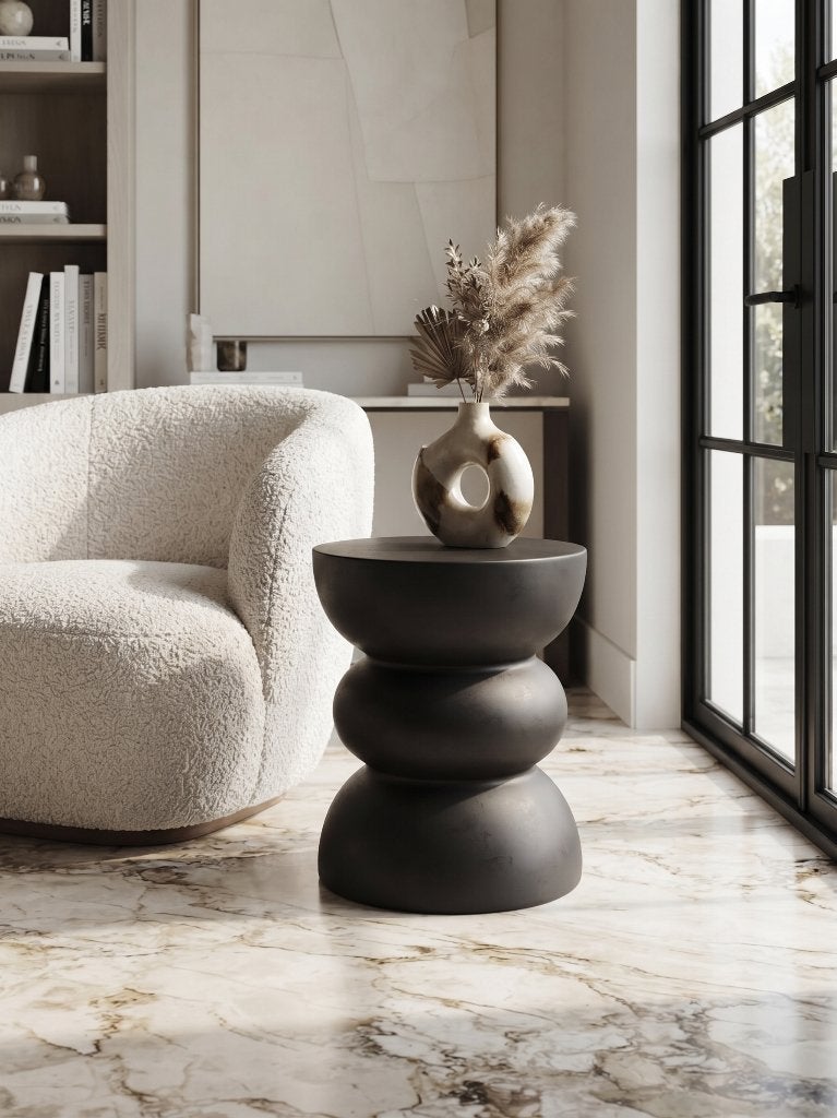 Sculptural Accent Stool / Side Table – Matte Dark Finish, Ophalen, Gebruikt, 200 cm of meer, 25 tot 50 cm