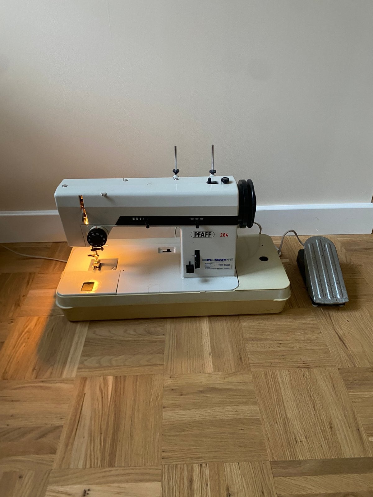 Pfaff 284 industriele naaimachine, Ophalen, Zo goed als nieuw, Naaimachine, Pfaff
