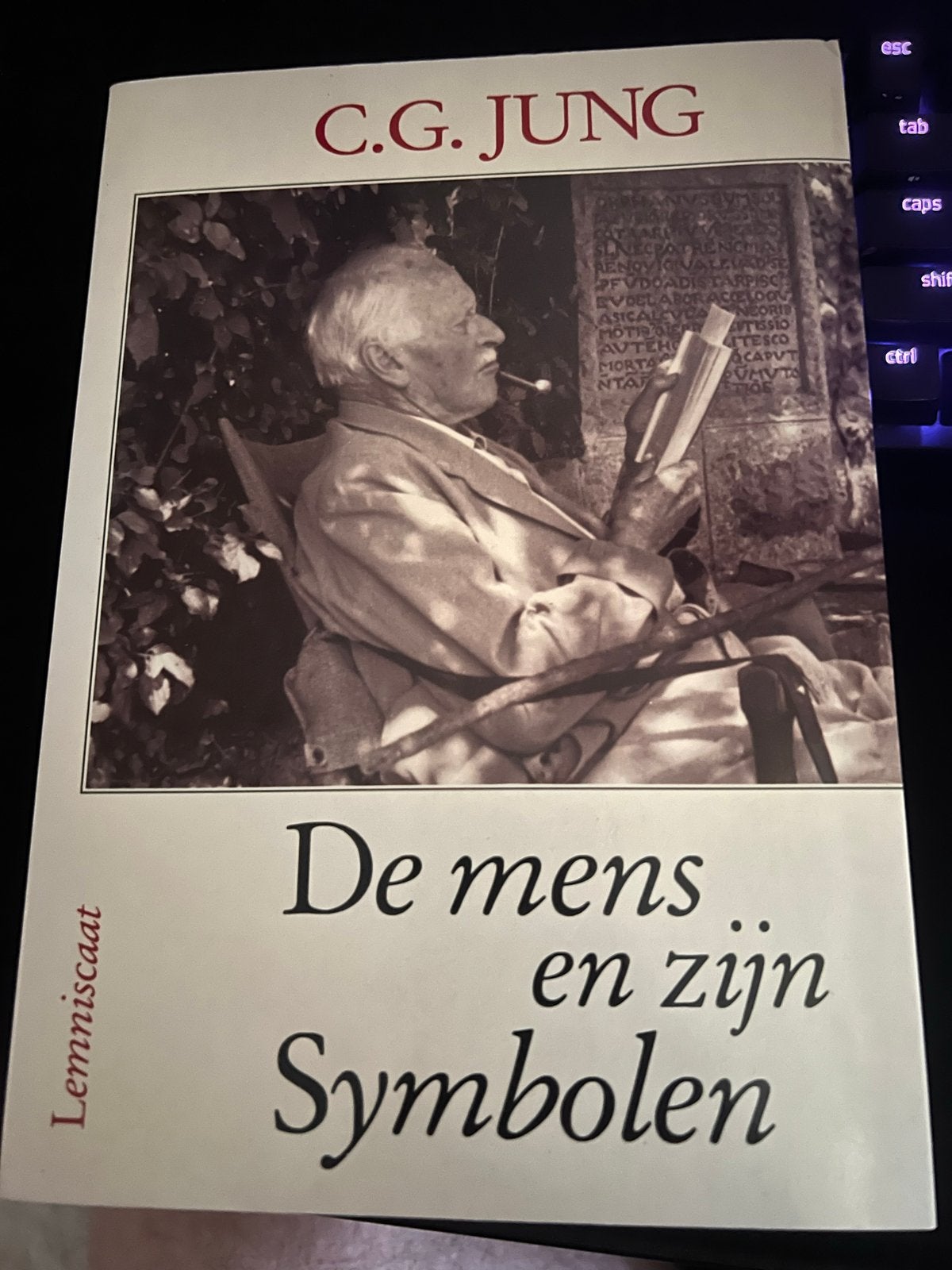 C.G. Jung - De mens en zijn Symbolen, Boeken, Ophalen of Verzenden, Gelezen, Klinische psychologie