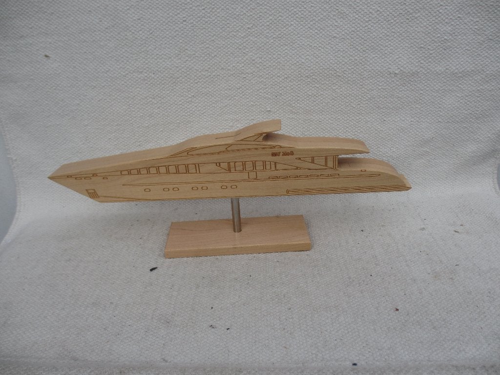 Spaarpot Heesen Yachts van hout, Ophalen of Verzenden, Zo goed als nieuw, Hout, Vervoermiddel